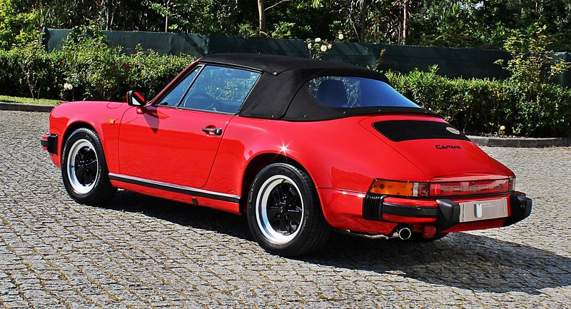 1986 Porsche 911 Carrera 3.2 Cabriolet